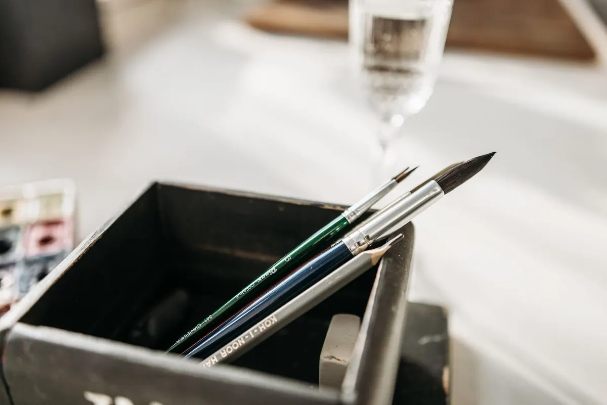 Watercolor vs. Colored Pencil for Nature Journals: Which Medium Fits Your Style?